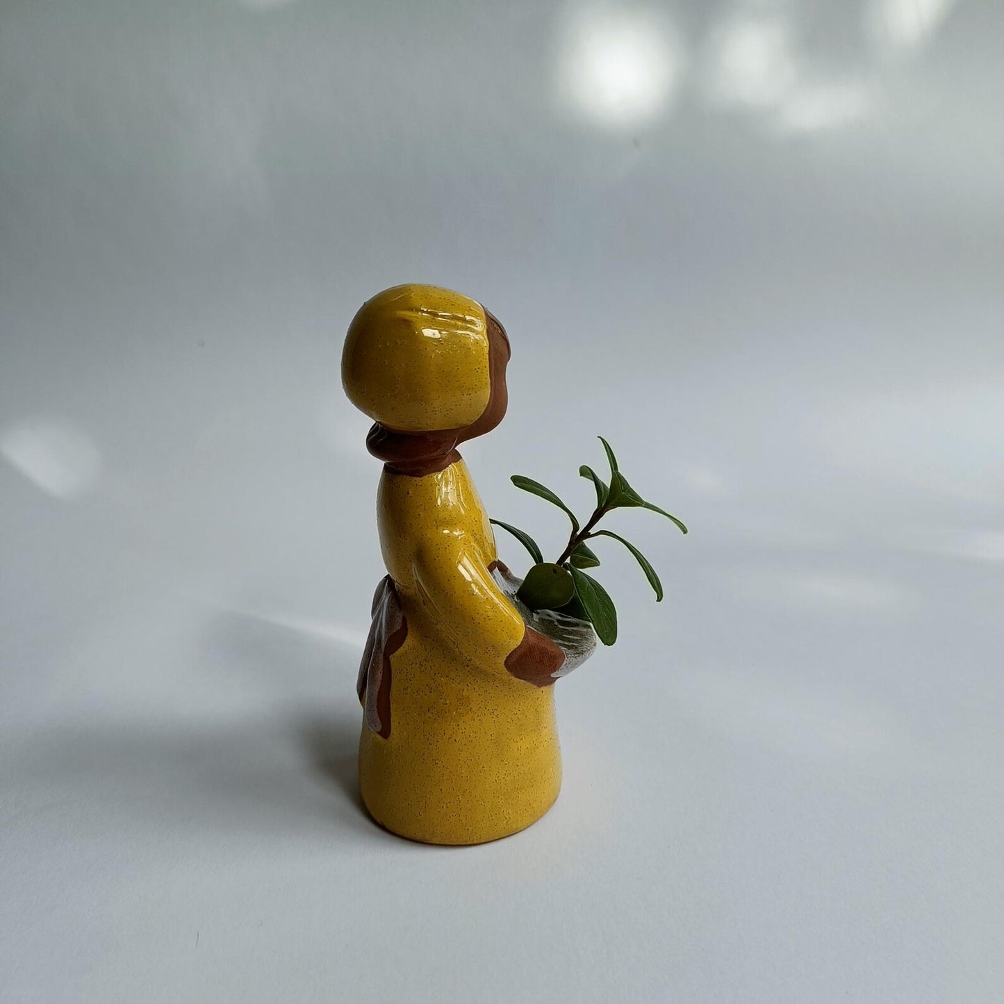 Ceramic Girl Figurine – Retro Yellow